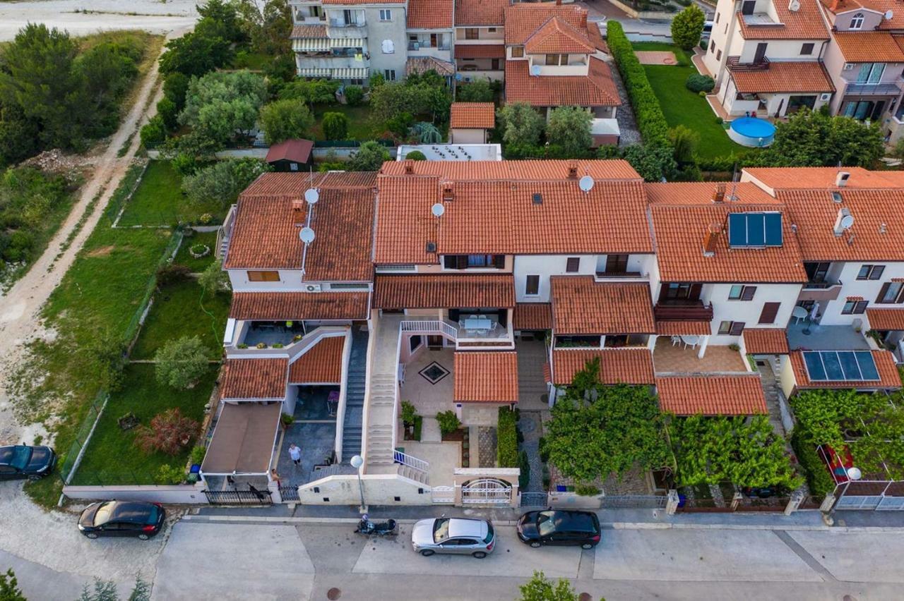 וינקורן Cave Romane Apartment With Private Pool And Sea View מראה חיצוני תמונה