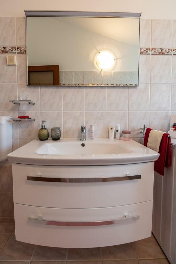 וינקורן Cave Romane Apartment With Private Pool And Sea View מראה חיצוני תמונה